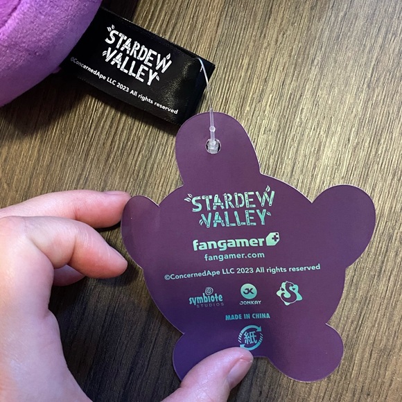 Purple Stardew Valley plush pillow - Picture 3 of 4